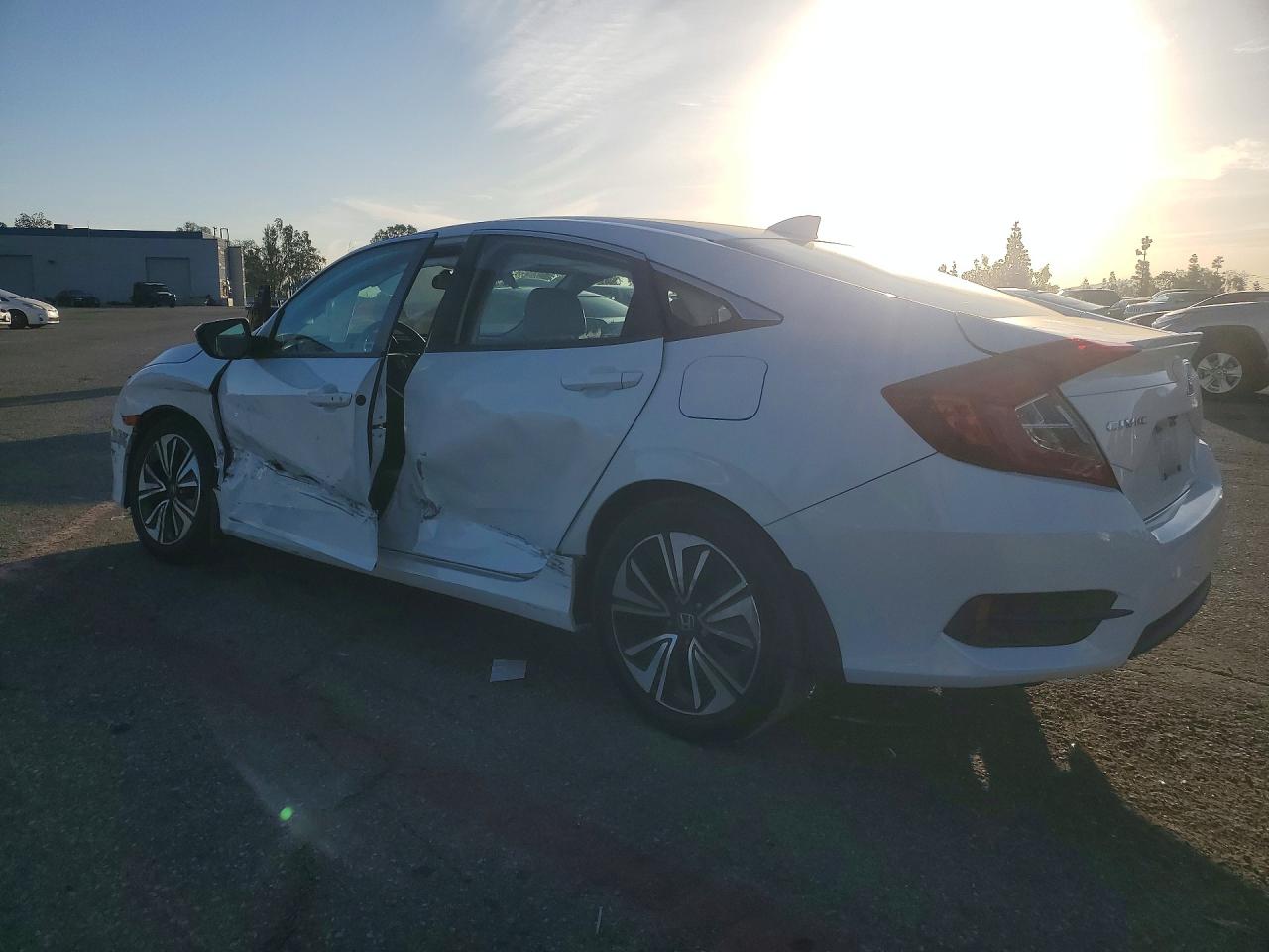 2017 HONDA CIVIC EX photo 2
