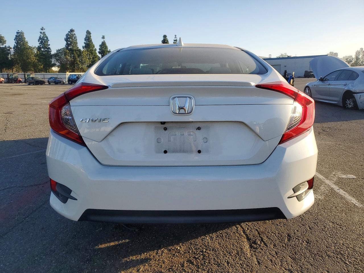 2017 HONDA CIVIC EX photo 6