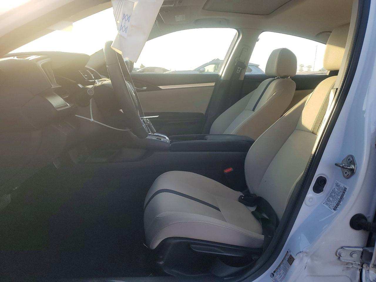 2017 HONDA CIVIC EX photo 7
