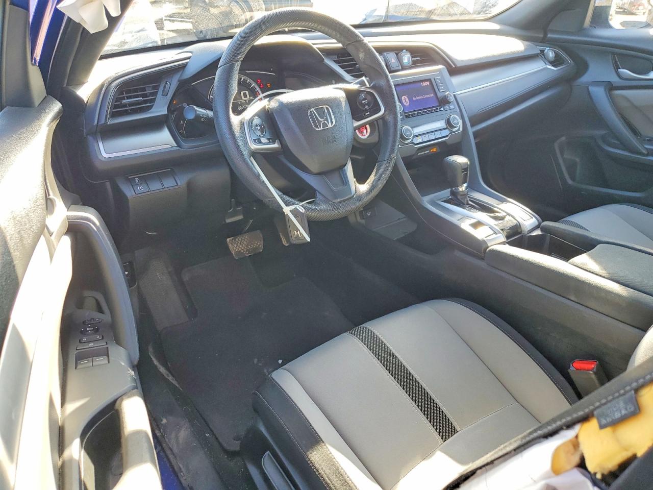 2017 HONDA CIVIC LX photo 15