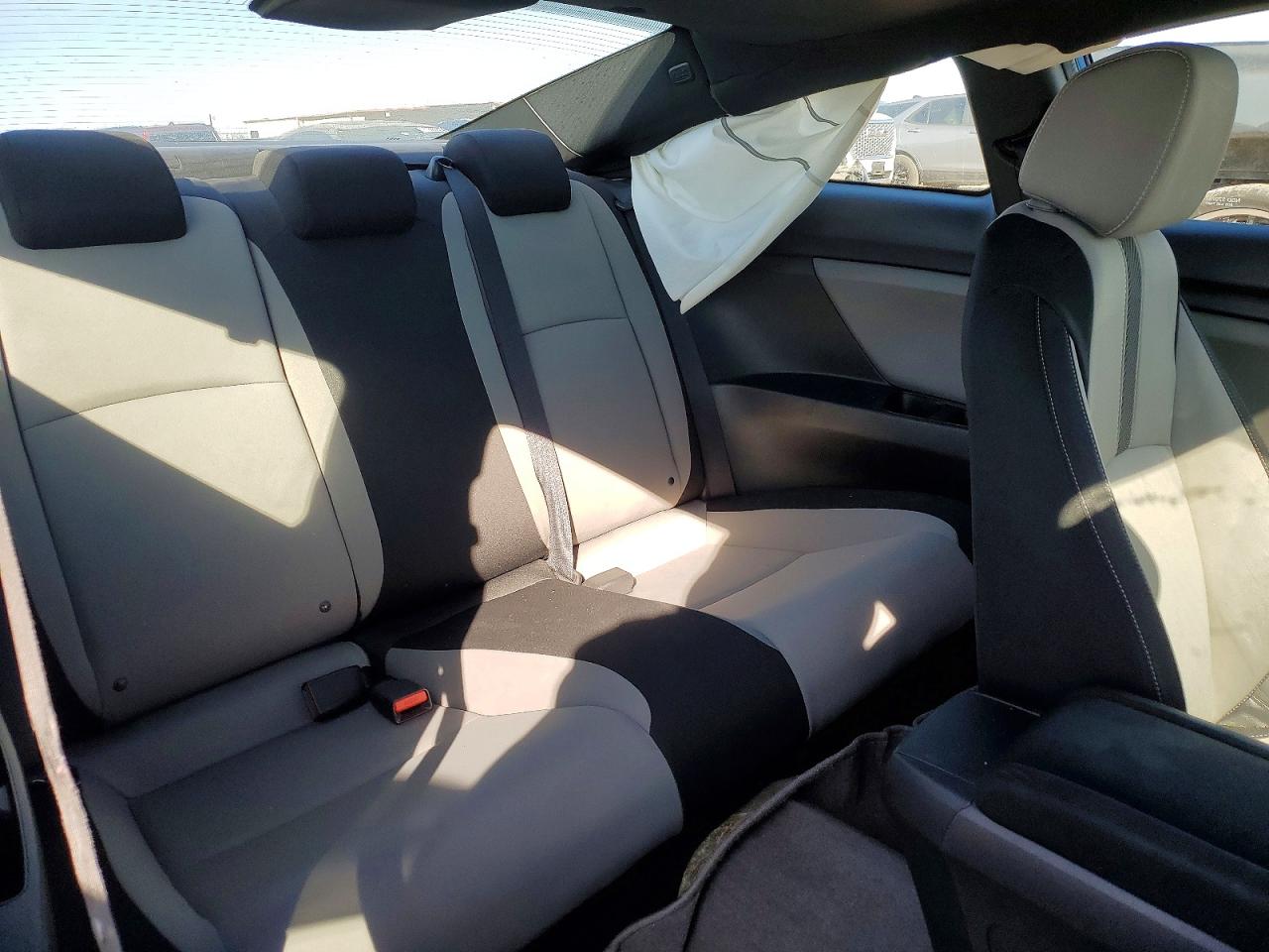 2017 HONDA CIVIC LX photo 19