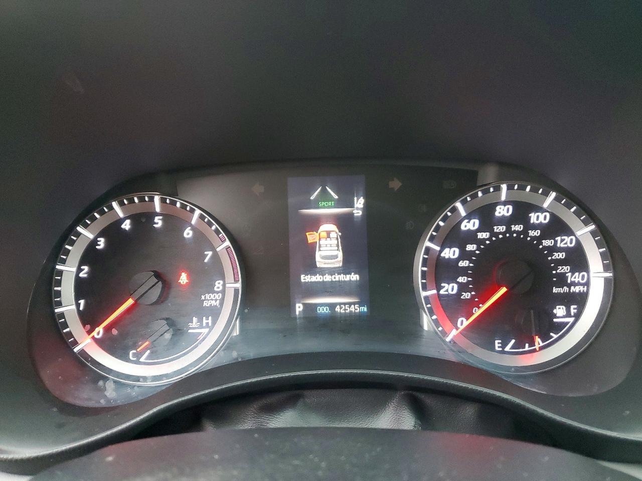 2021 TOYOTA HIGHLANDER LE photo 17