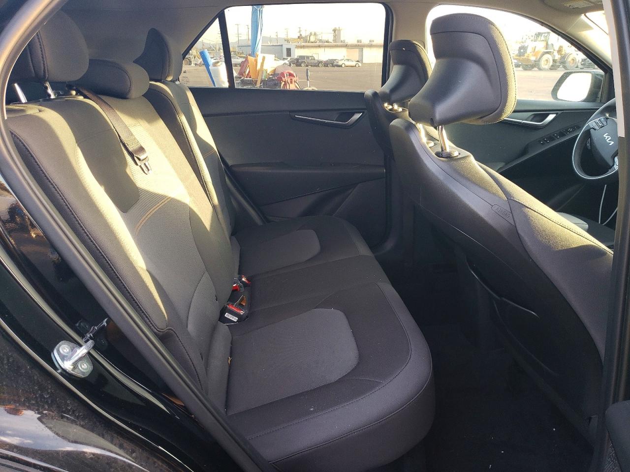 2025 KIA NIRO LX photo 21