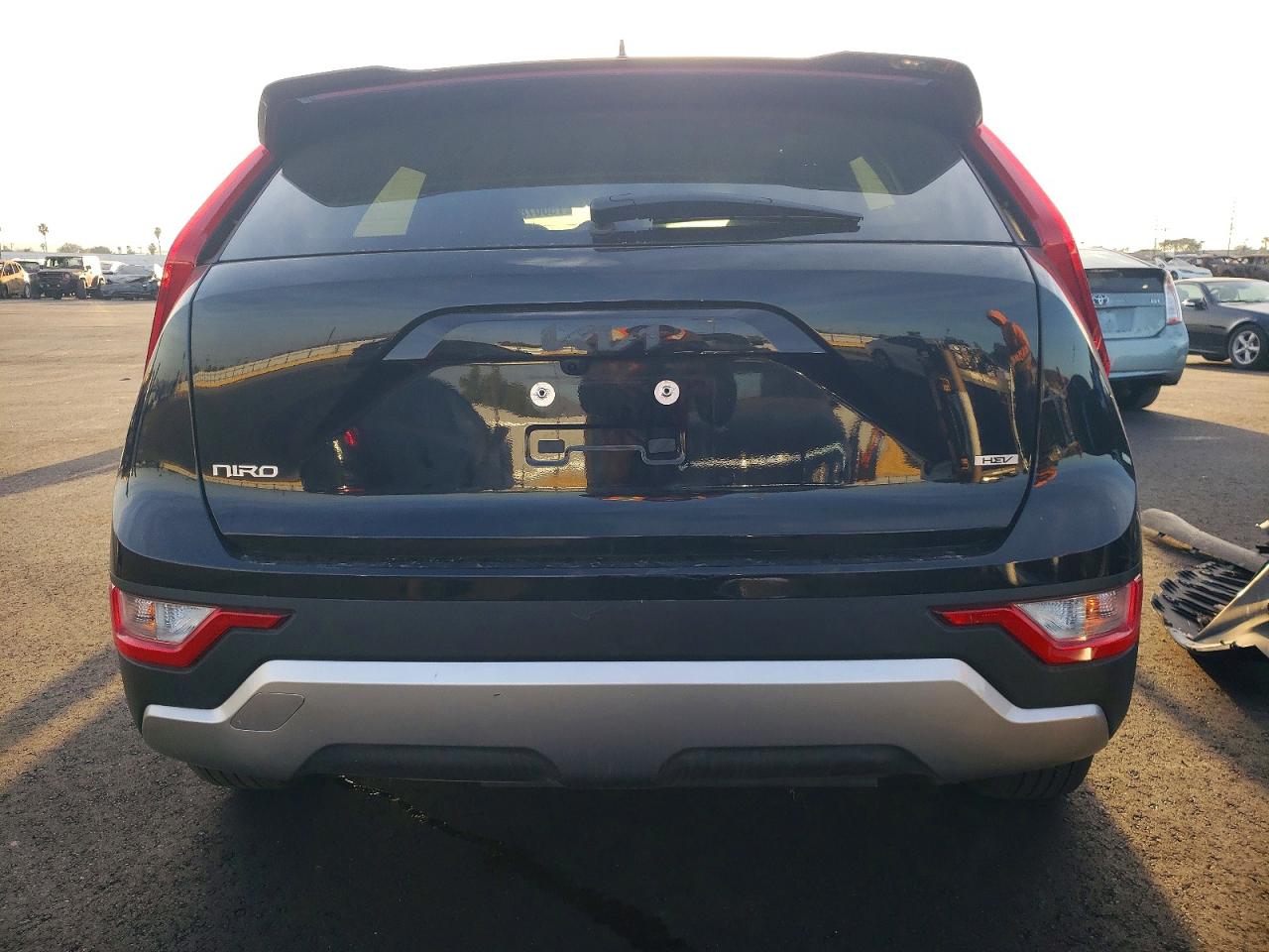 2025 KIA NIRO LX photo 11