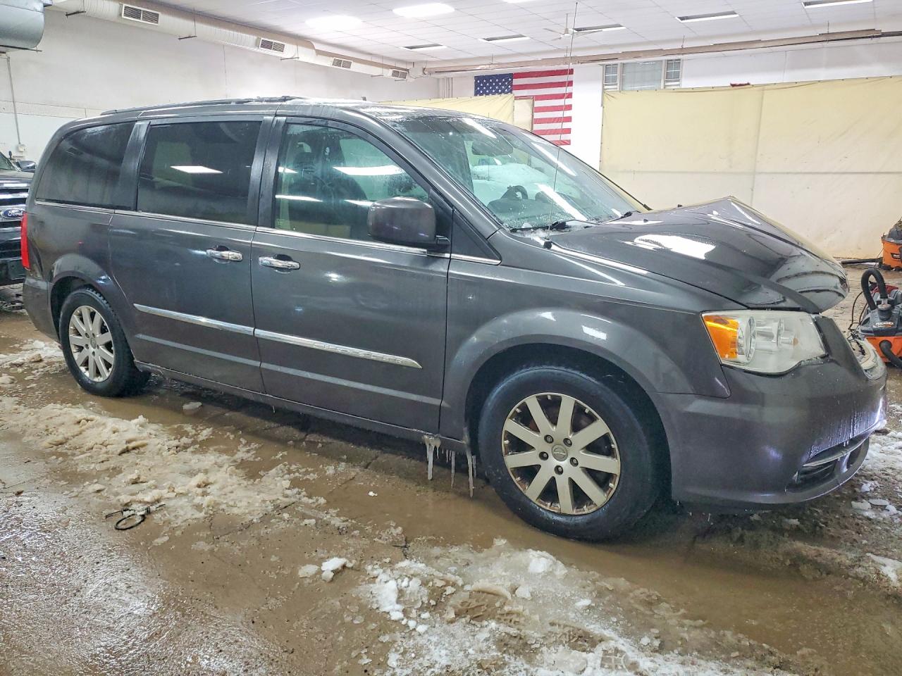 2015 CHRYSLER TOWN & COUNTRY TOURING photo 10