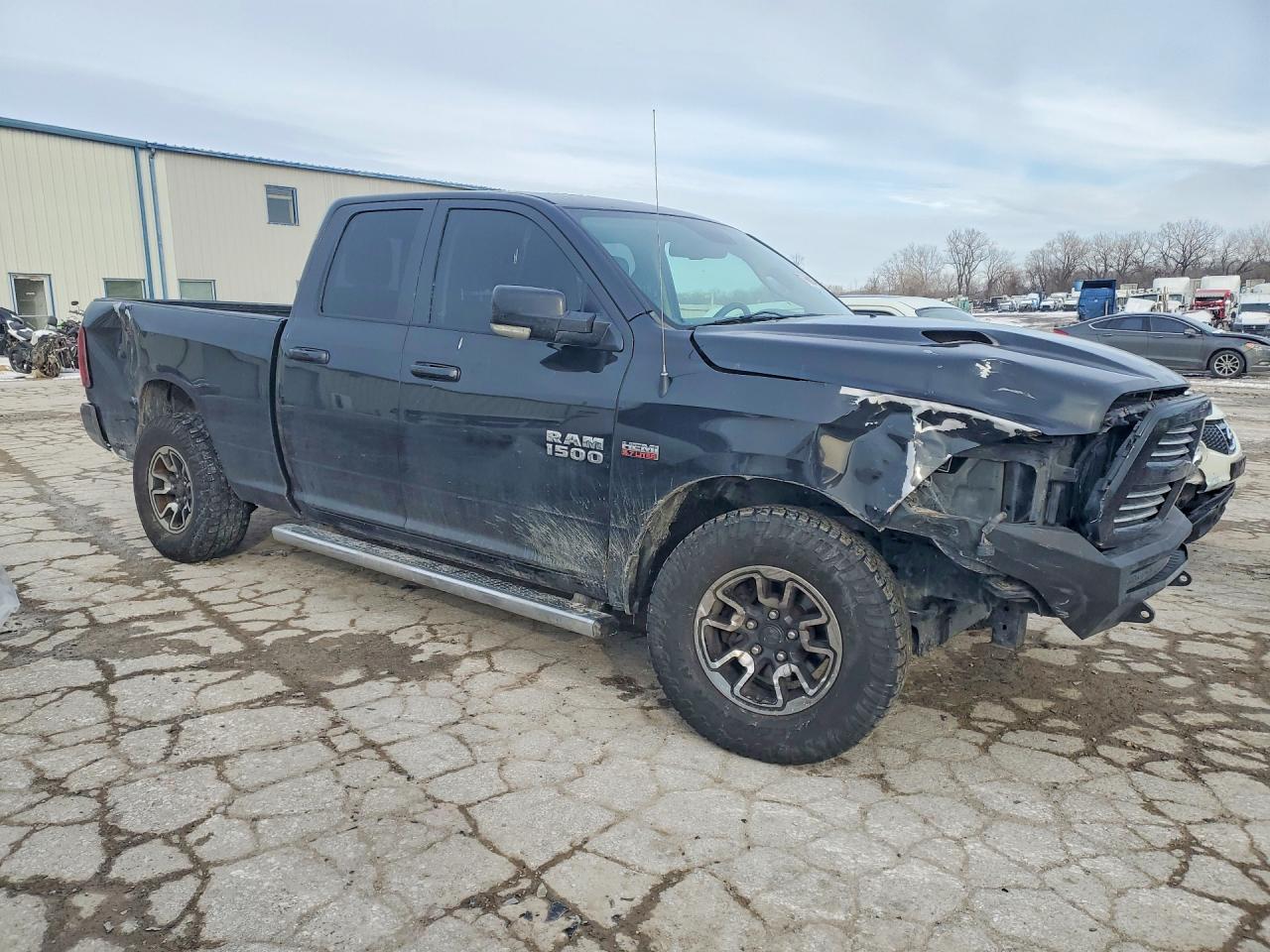 2015 RAM 1500 SPORT photo 4