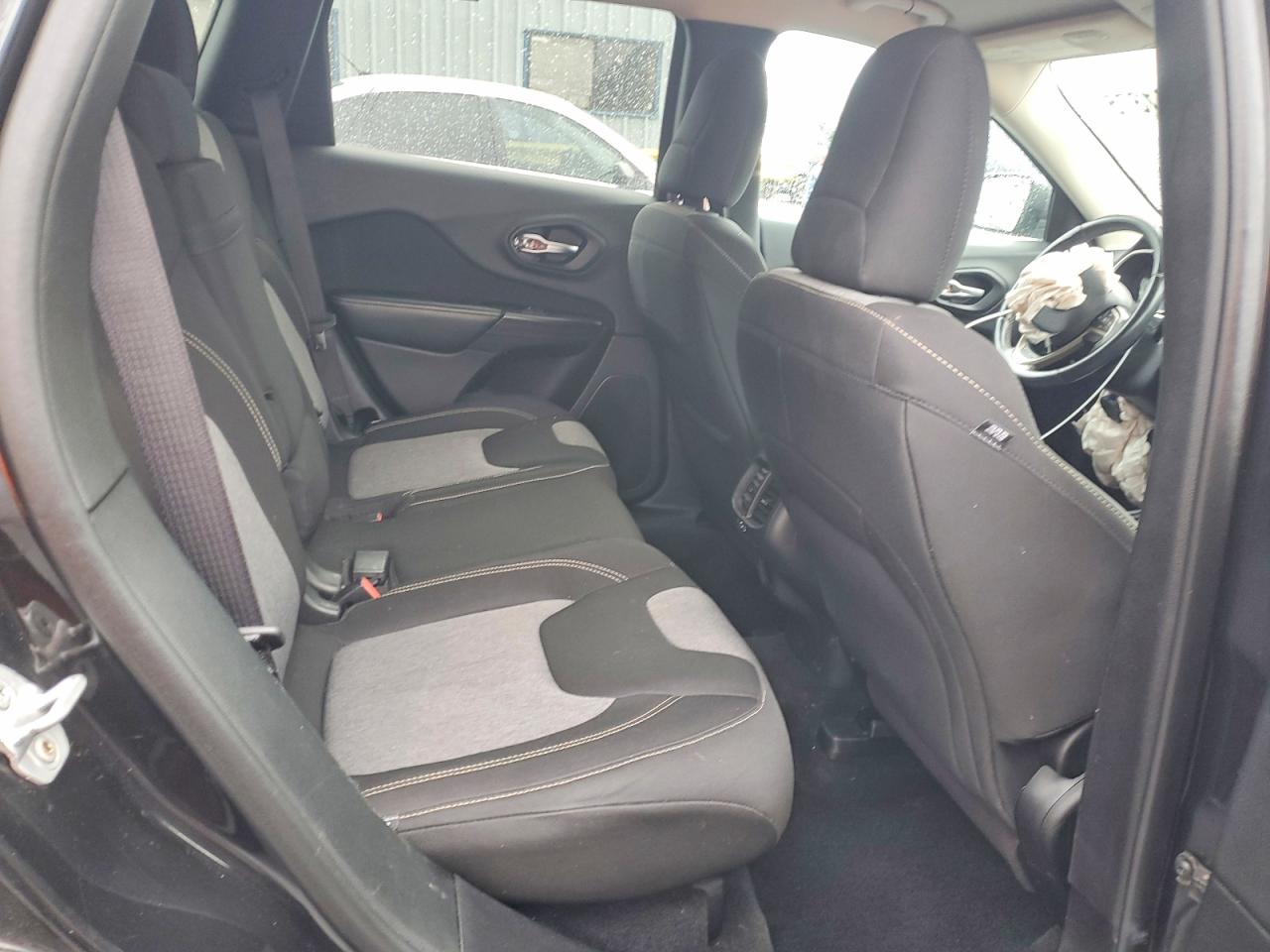 2014 JEEP CHEROKEE LATITUDE photo 11