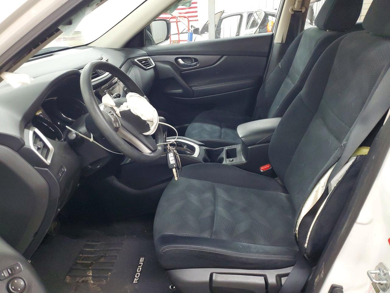2016 NISSAN ROGUE S photo 13