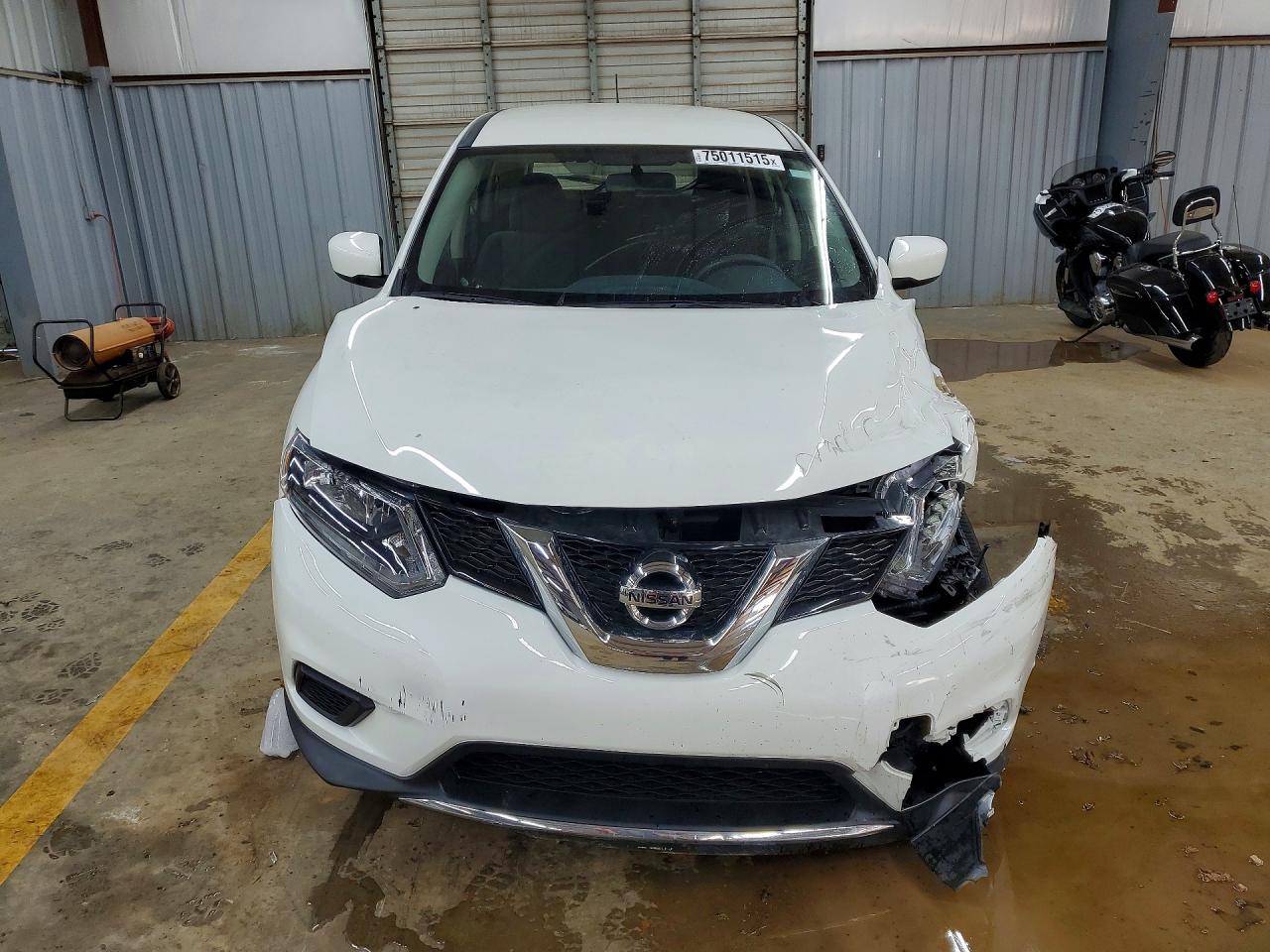 2016 NISSAN ROGUE S photo 9