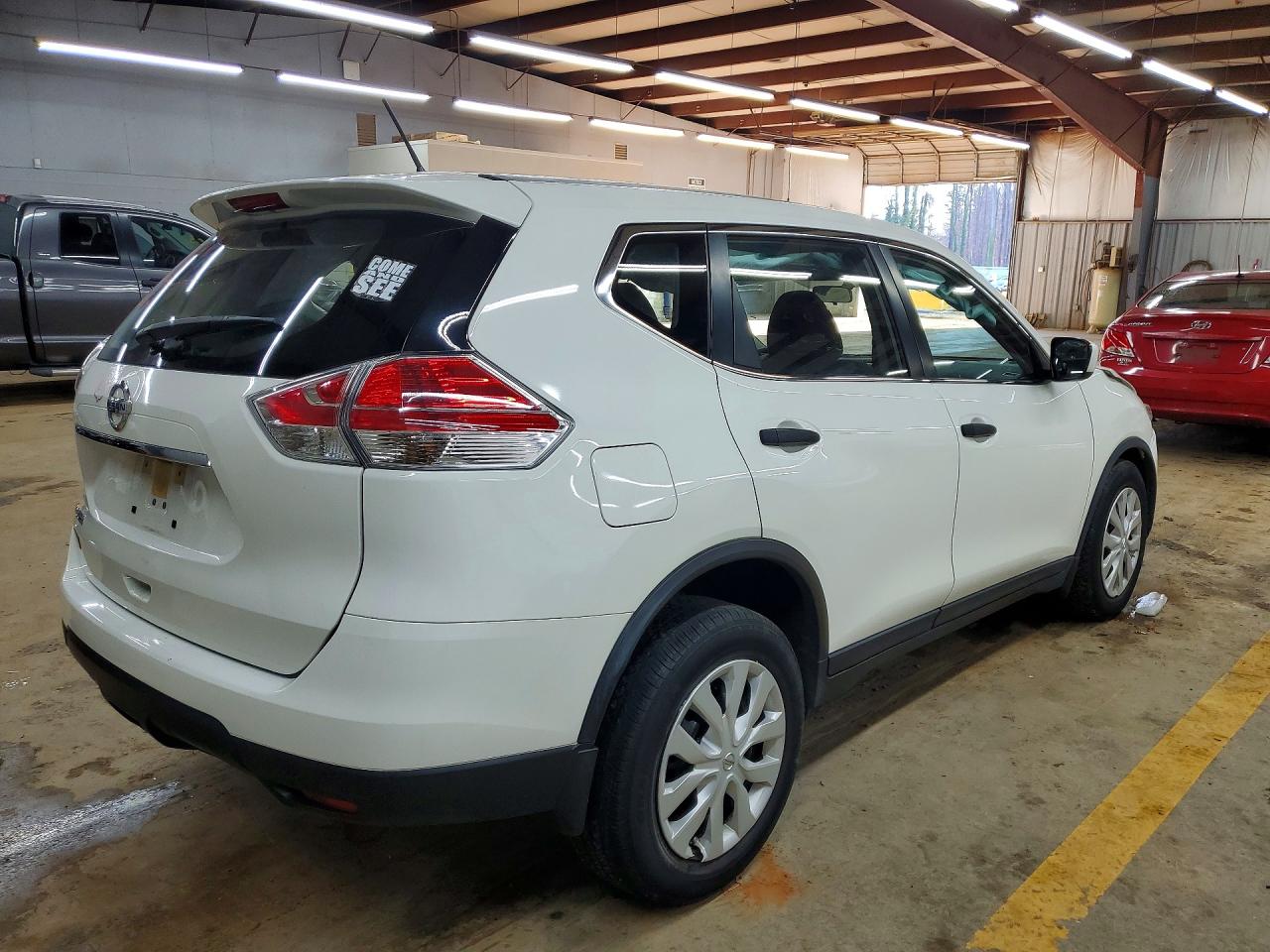 2016 NISSAN ROGUE S photo 5