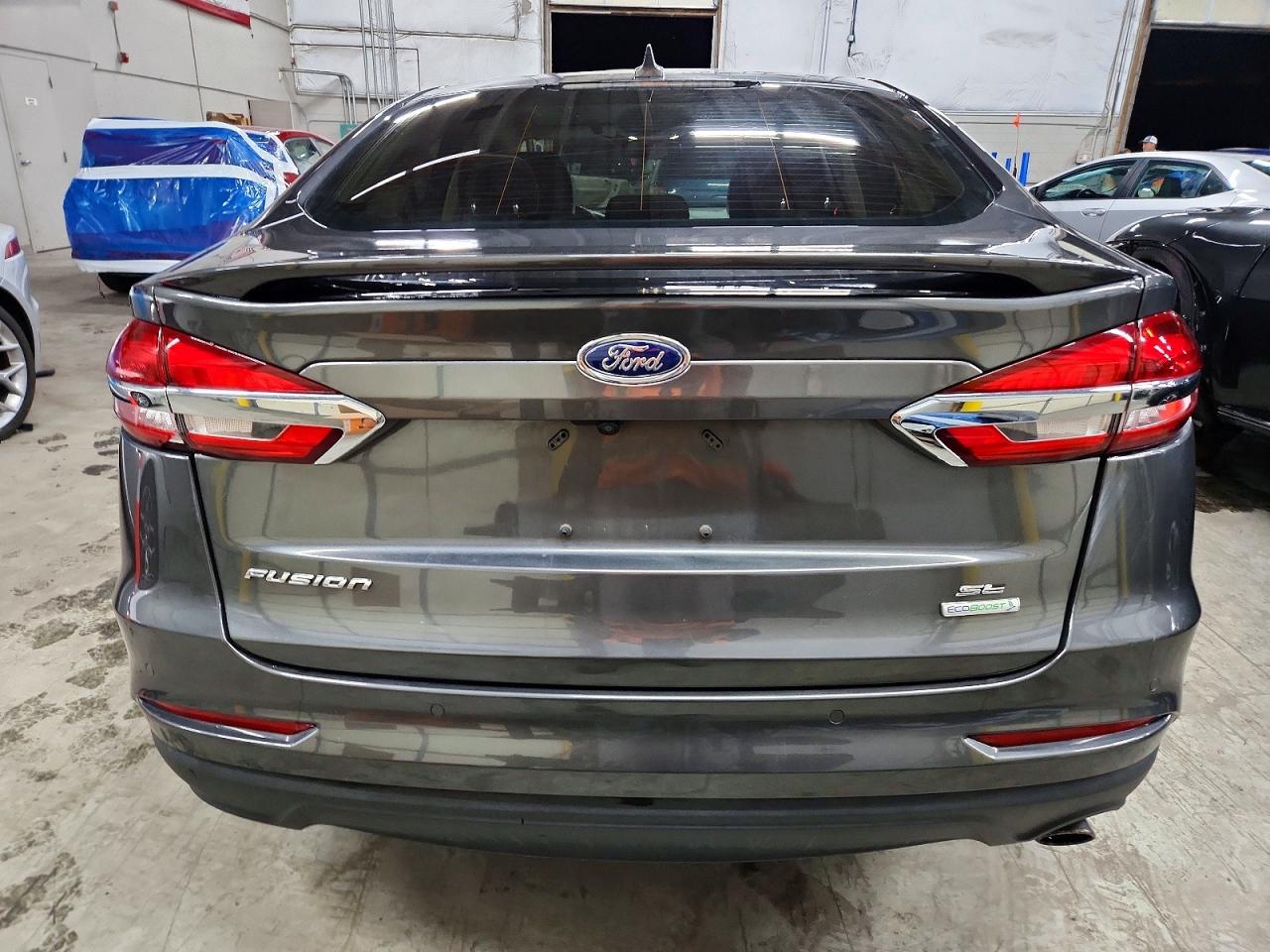 2019 FORD FUSION SE photo 6