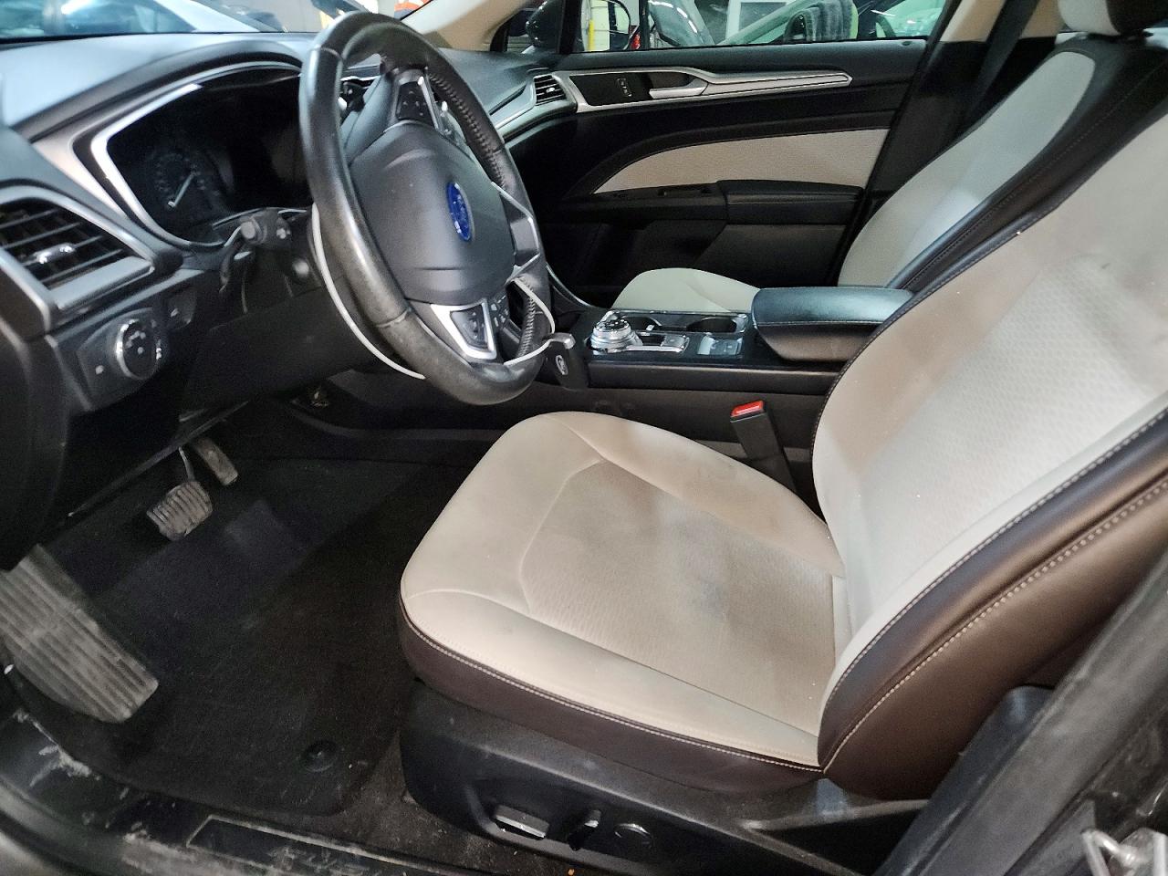 2019 FORD FUSION SE photo 7