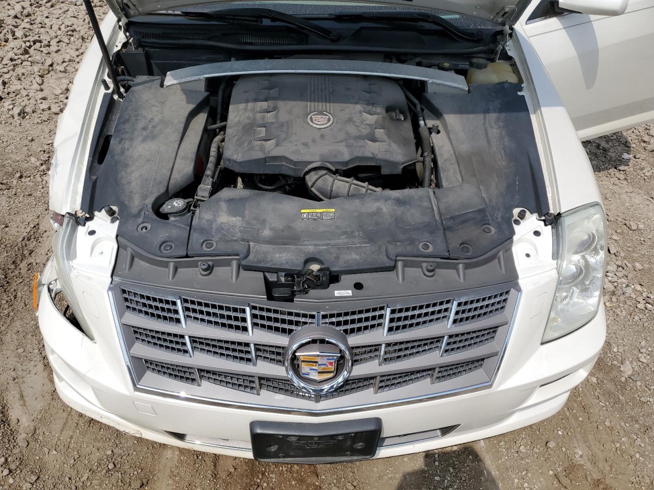 2011 CADILLAC STS LUXURY PERFORMANCE photo 11