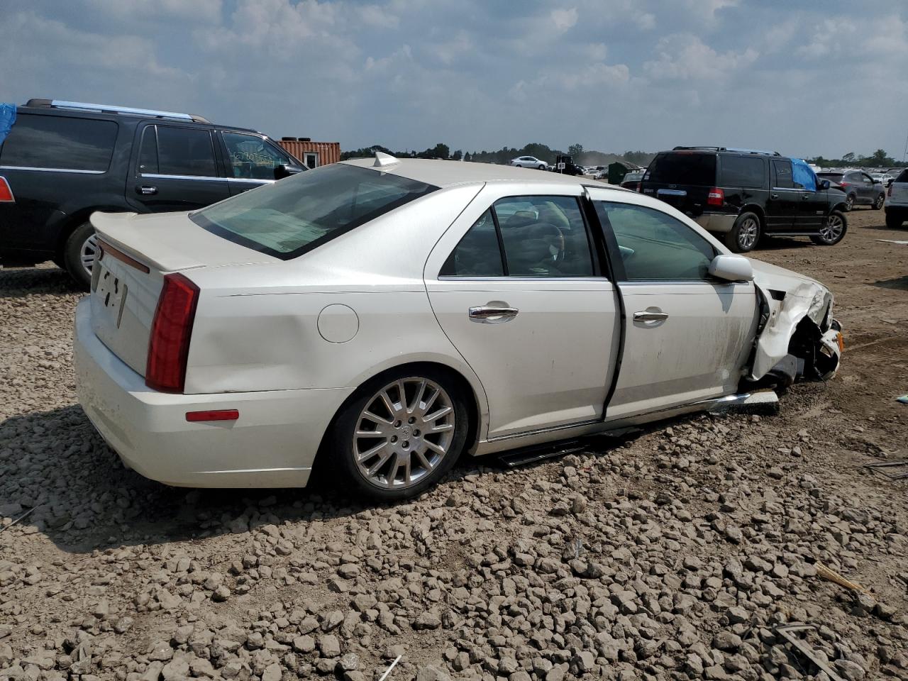 2011 CADILLAC STS LUXURY PERFORMANCE photo 3