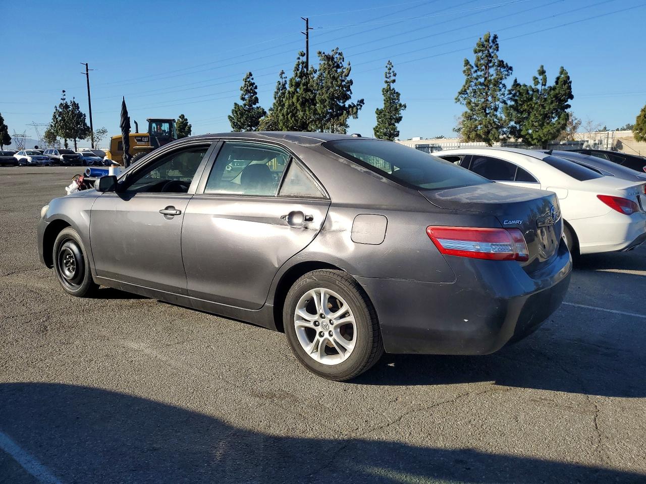 2011 TOYOTA CAMRY BASE photo 4