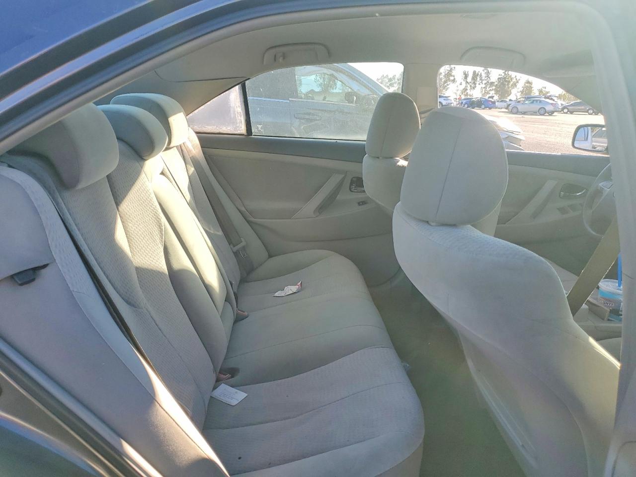 2011 TOYOTA CAMRY BASE photo 28