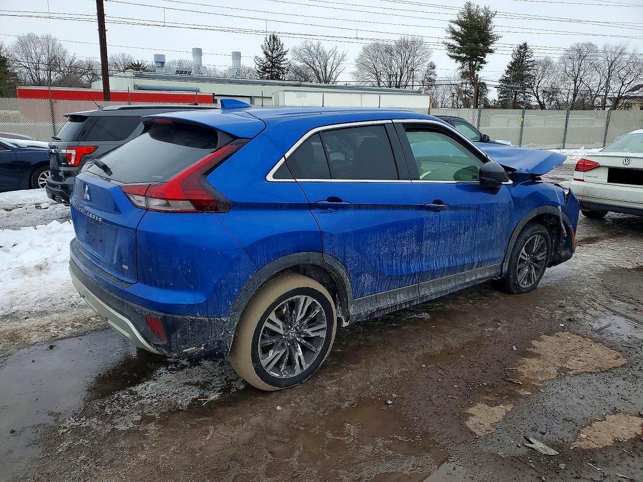 2024 MITSUBISHI ECLIPSE CROSS SE photo 7