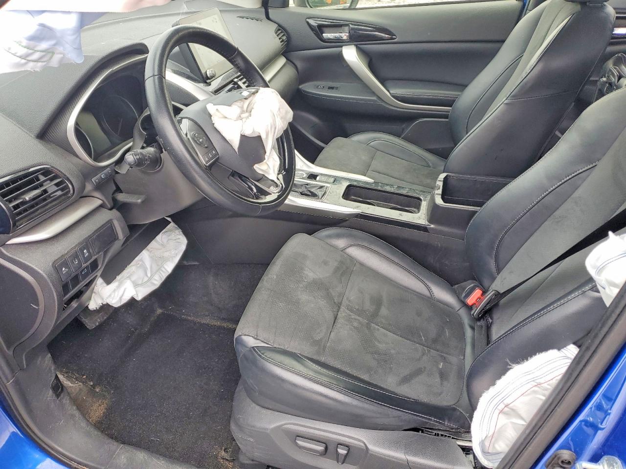 2024 MITSUBISHI ECLIPSE CROSS SE photo 19