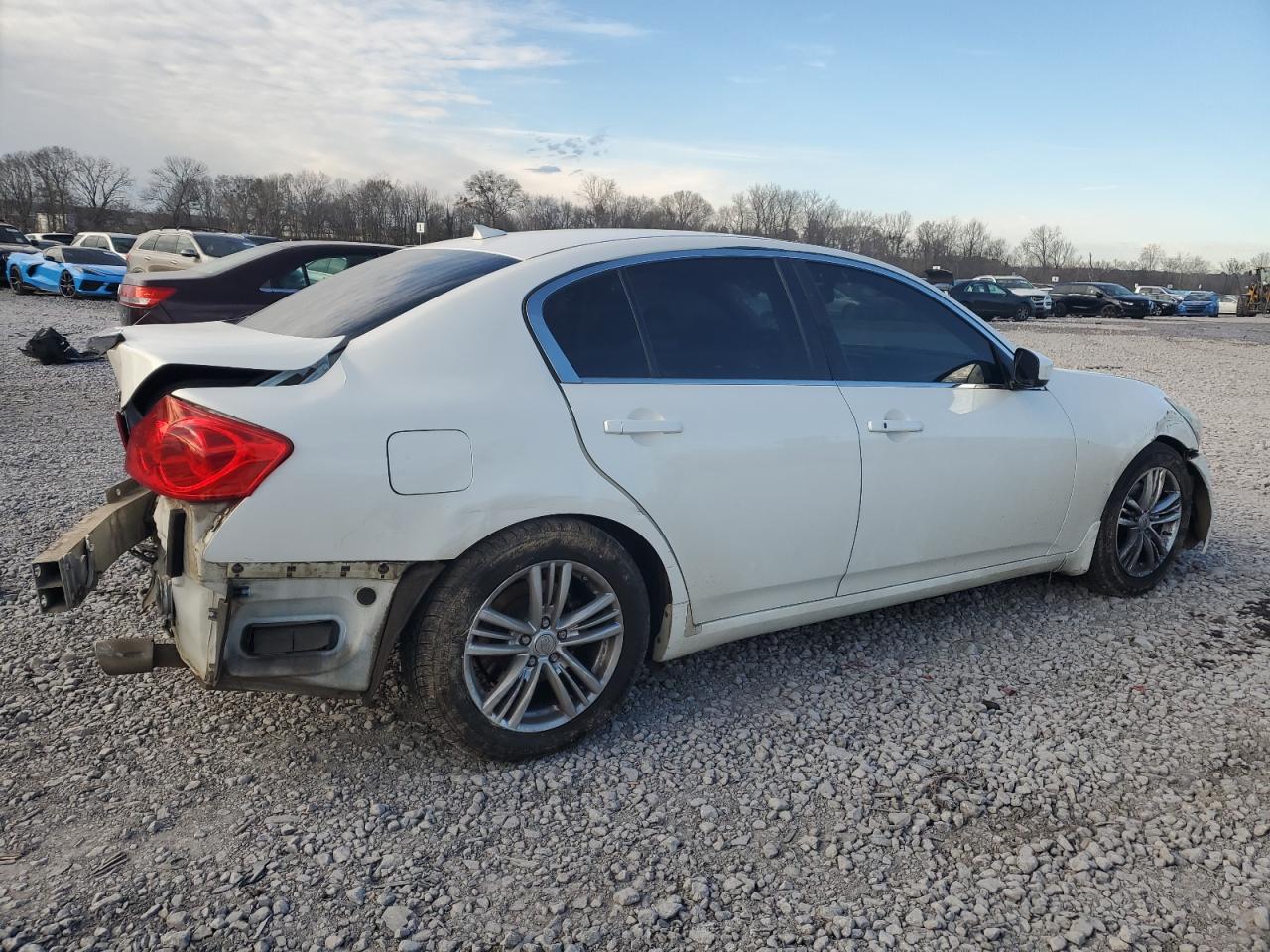 2013 INFINITI G37 BASE photo 5