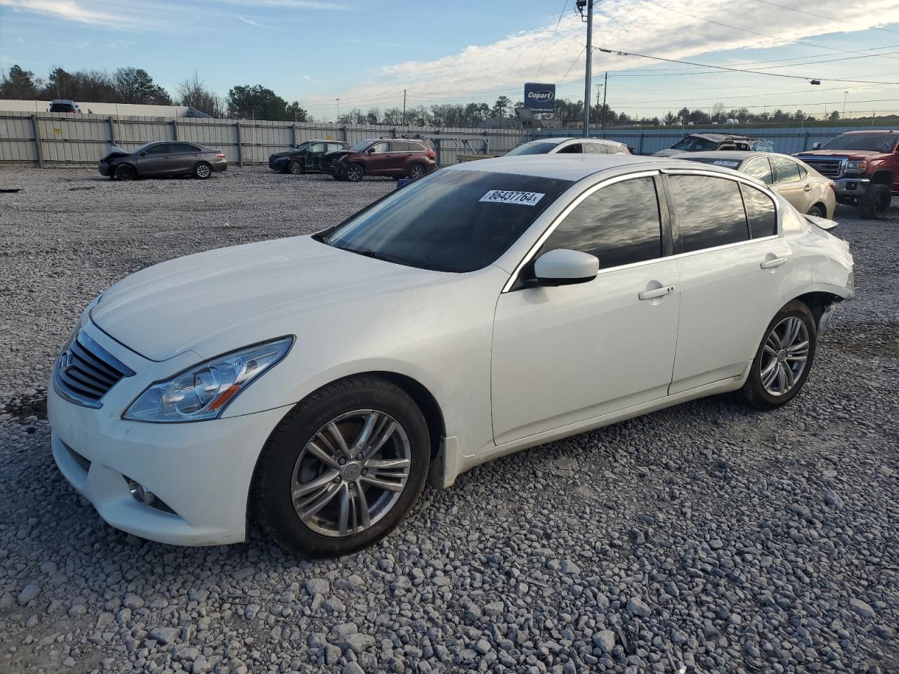 2013 INFINITI G37