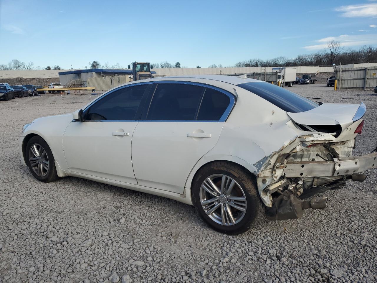 2013 INFINITI G37 BASE photo 3