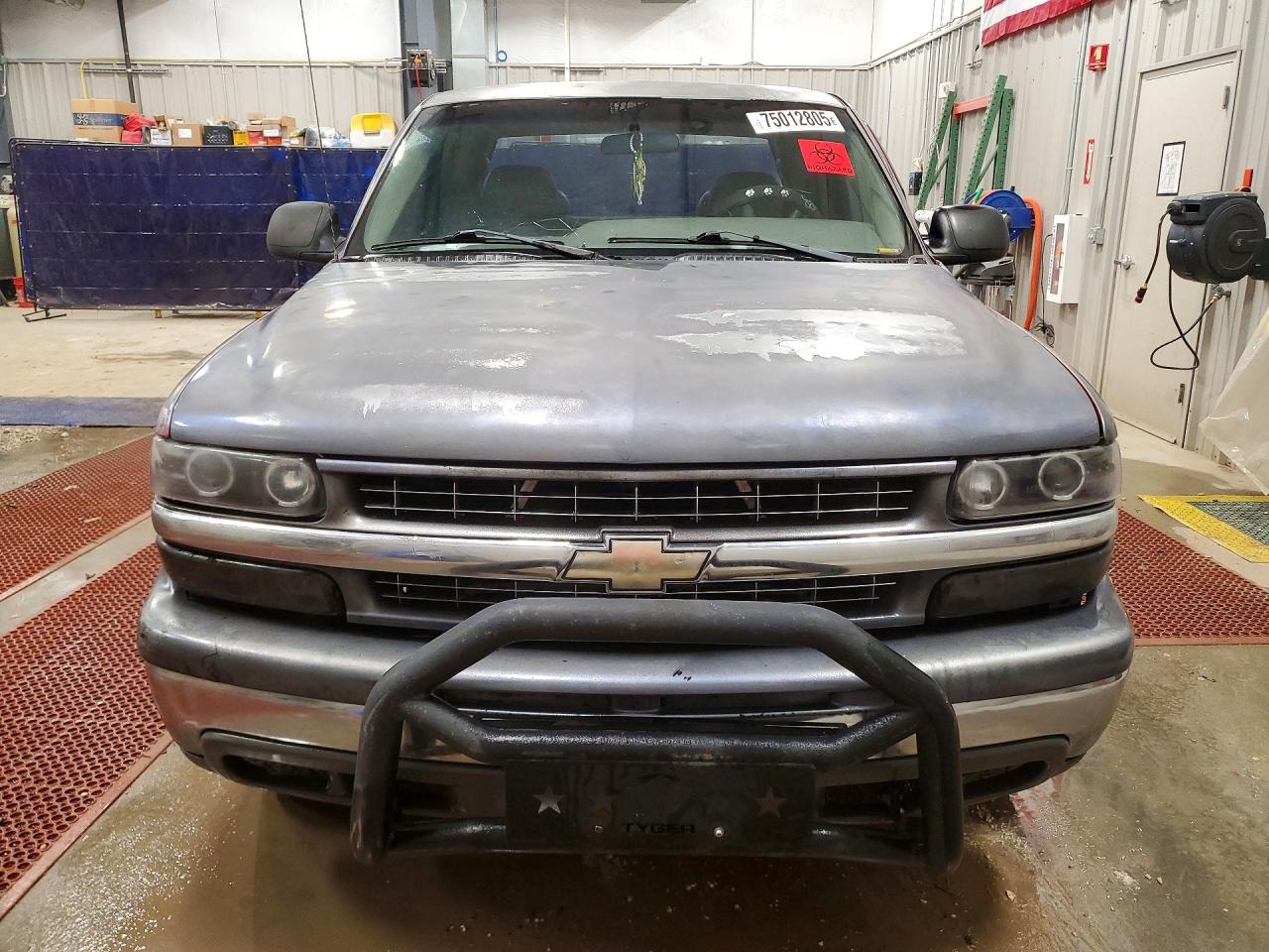 2002 CHEVROLET SILVERADO K1500 photo 9