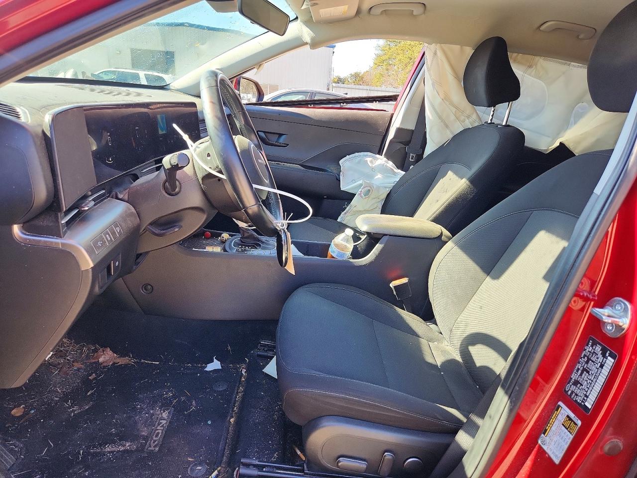 2024 HYUNDAI KONA SEL photo 13