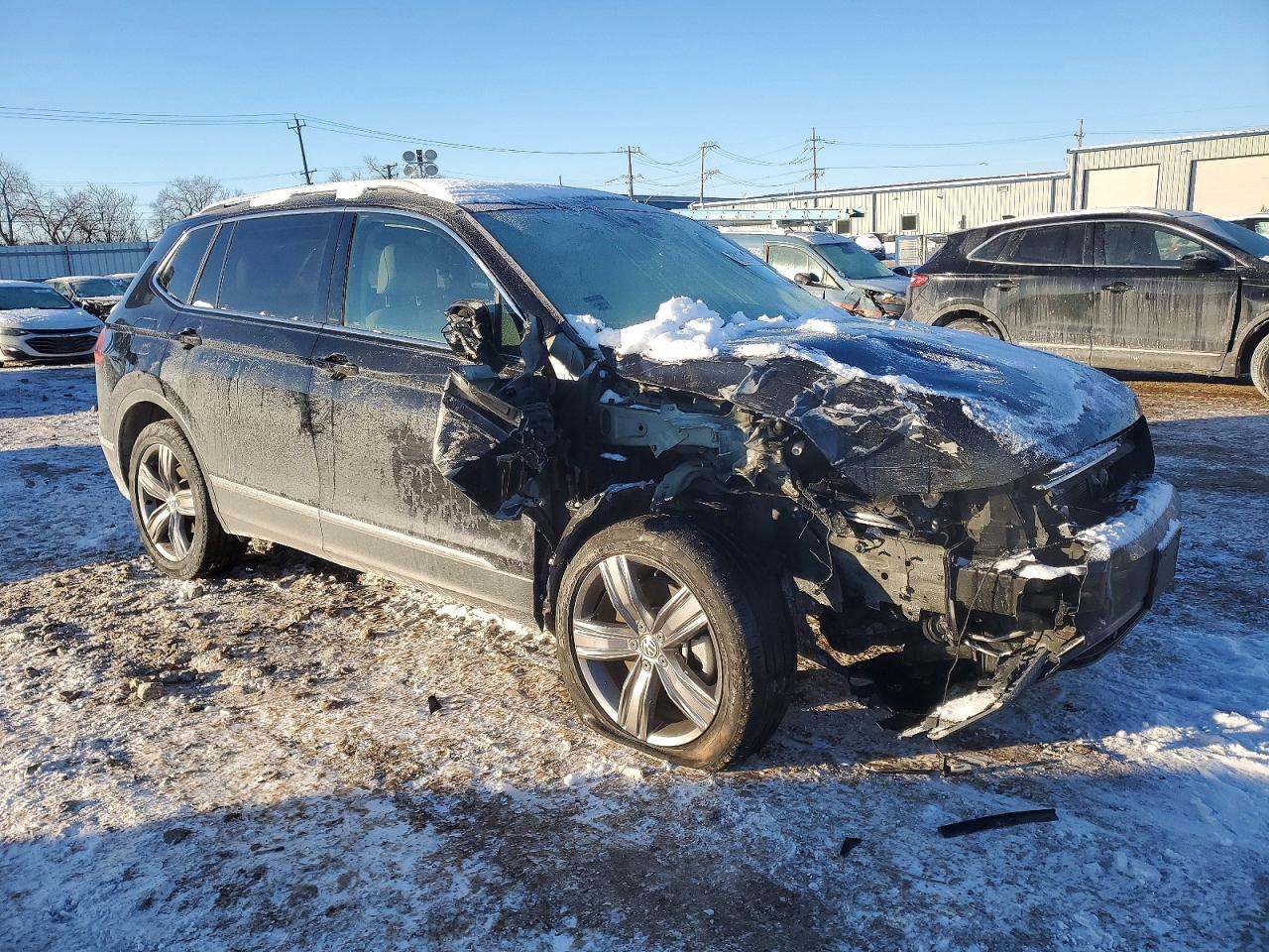 2021 VOLKSWAGEN TIGUAN SE photo 4