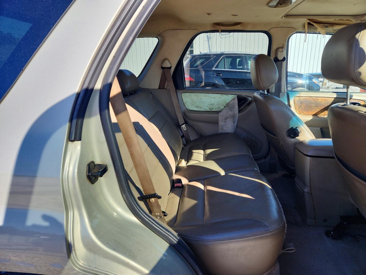 2003 FORD ESCAPE XLT photo 19