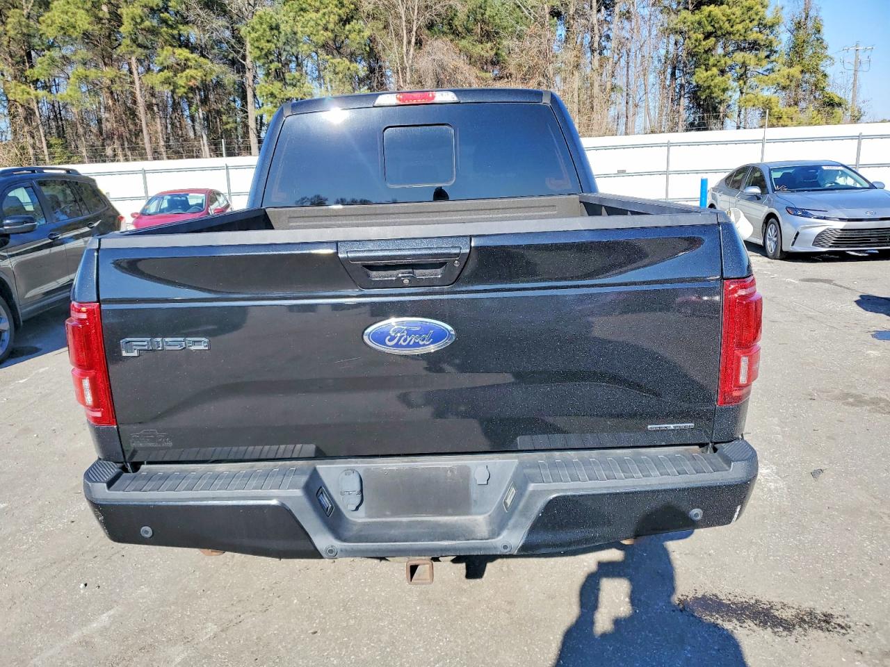 2015 FORD F150 SUPERCREW photo 16