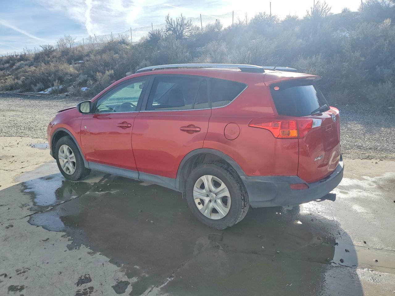 2013 TOYOTA RAV4 LE photo 5