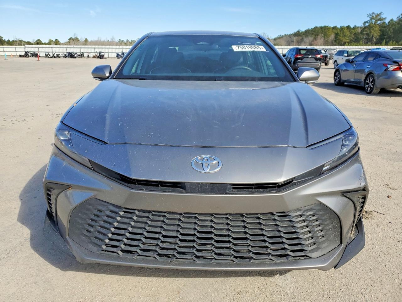 2025 TOYOTA CAMRY photo 5