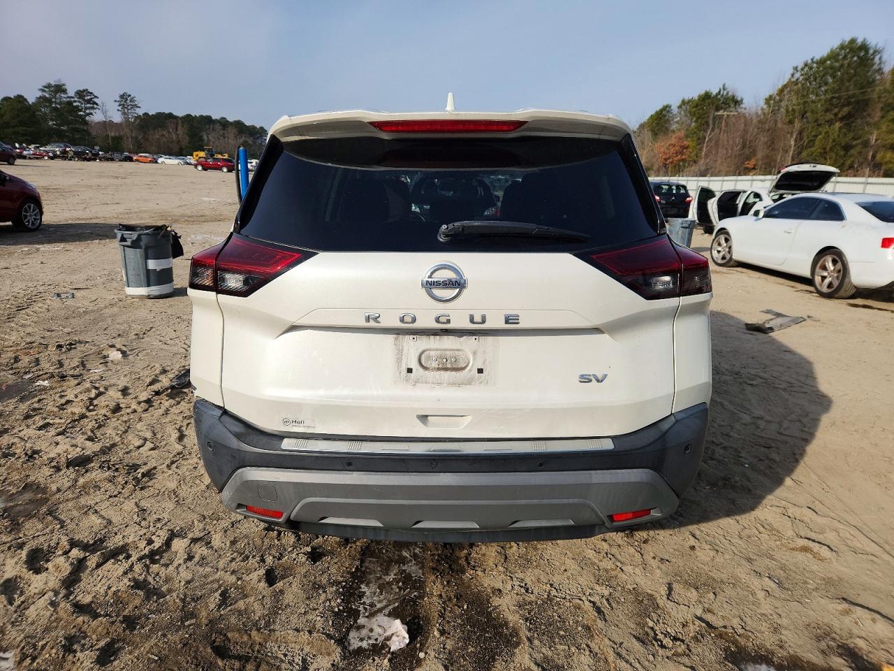 2021 NISSAN ROGUE SV photo 16