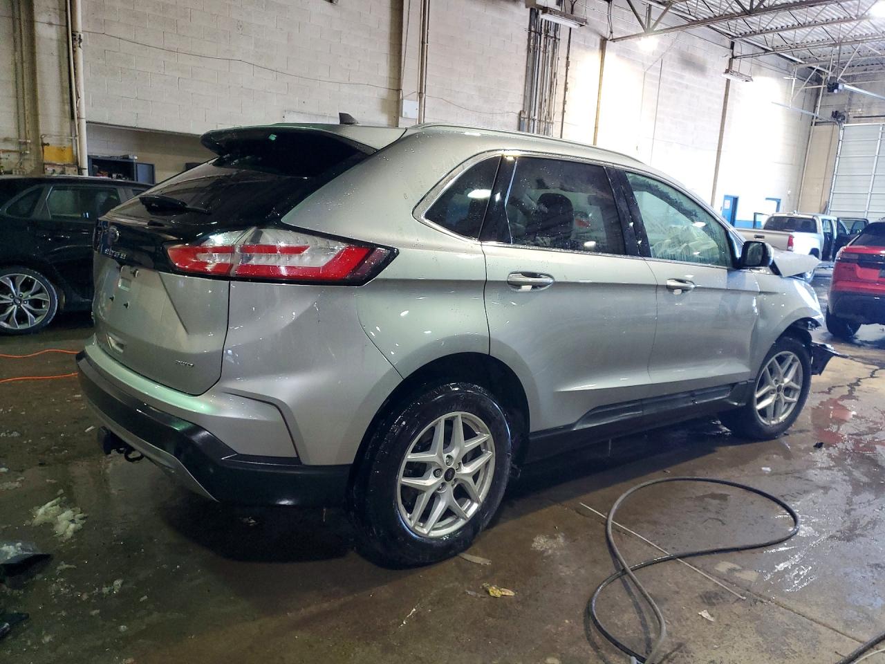 2024 FORD EDGE SEL photo 5