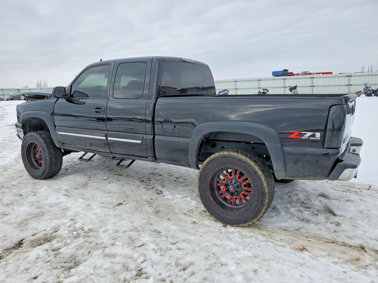 2006 CHEVROLET SILVERADO K1500 photo 3