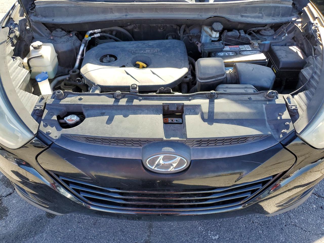 2015 HYUNDAI TUCSON GLS photo 12