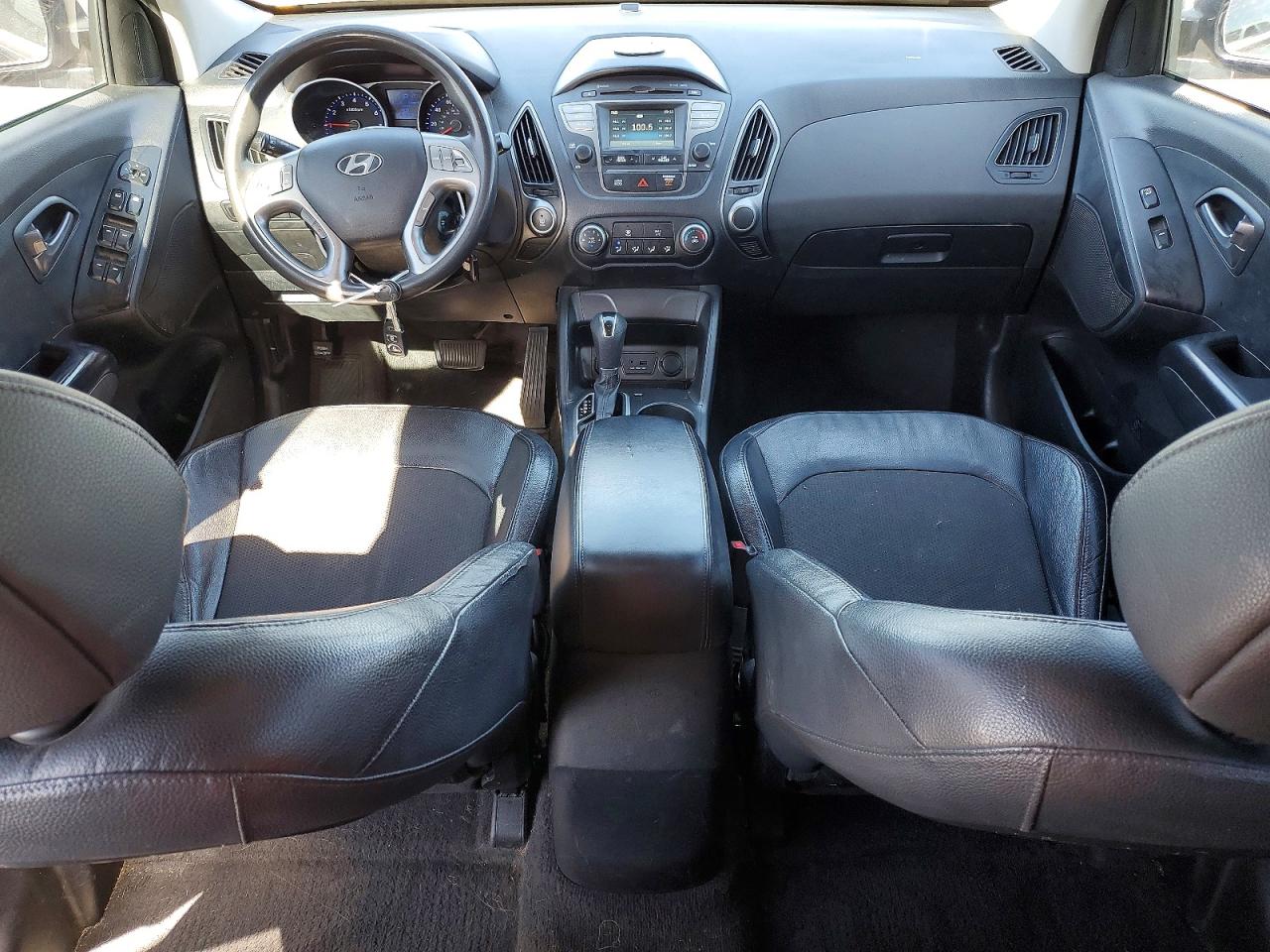 2015 HYUNDAI TUCSON GLS photo 8