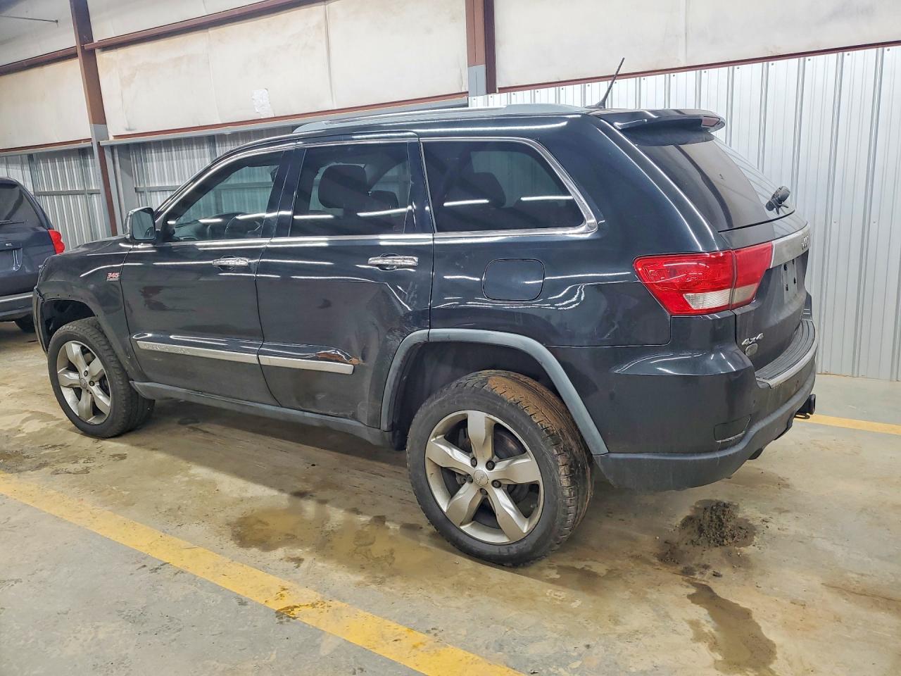 2012 JEEP GRAND CHEROKEE OVERLAND photo 3