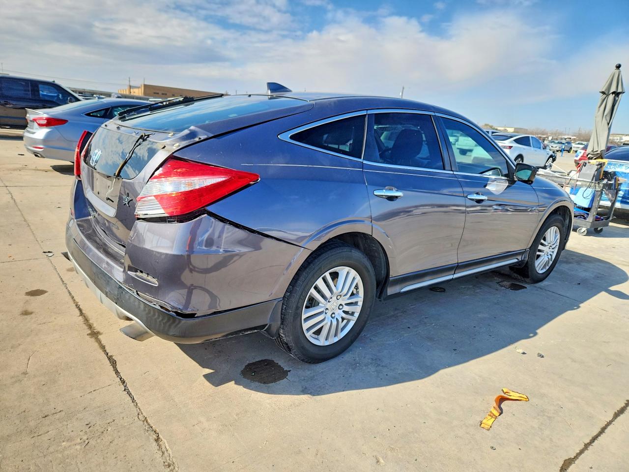2015 HONDA CROSSTOUR EXL photo 3