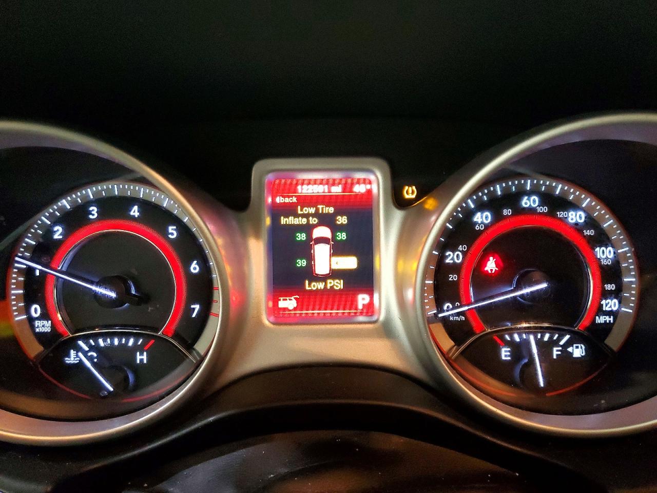 2018 DODGE JOURNEY SE photo 25