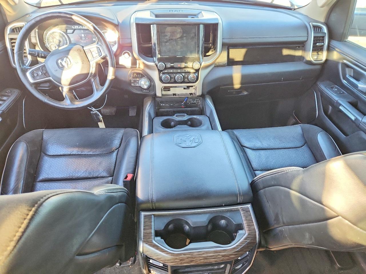 2019 RAM 1500 LARAMIE photo 22