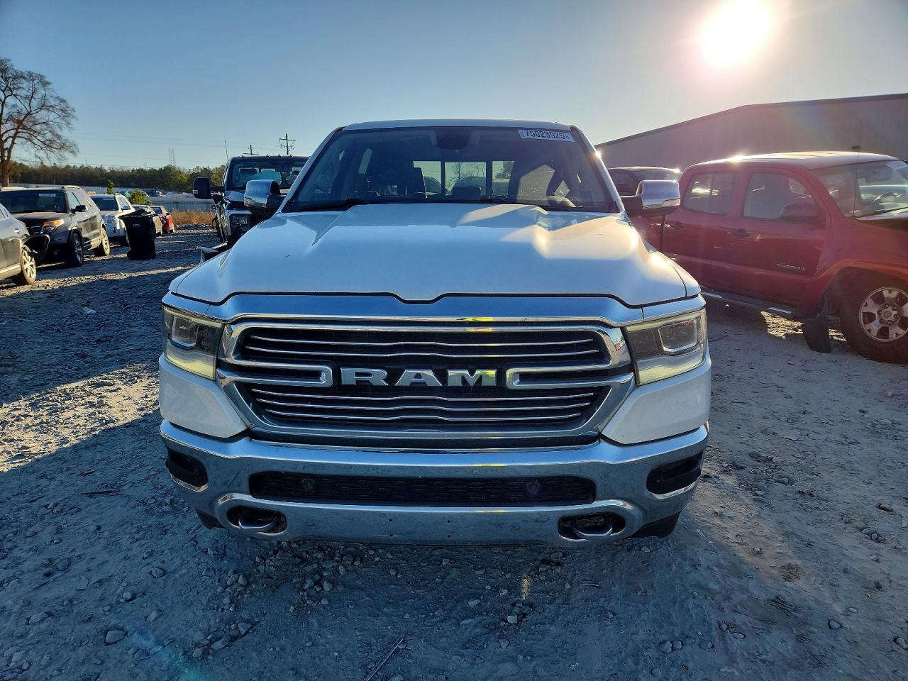 2019 RAM 1500 LARAMIE photo 13