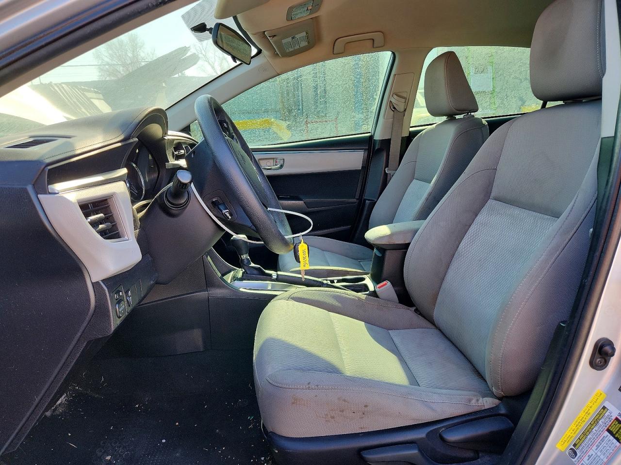 2016 TOYOTA COROLLA LE photo 7