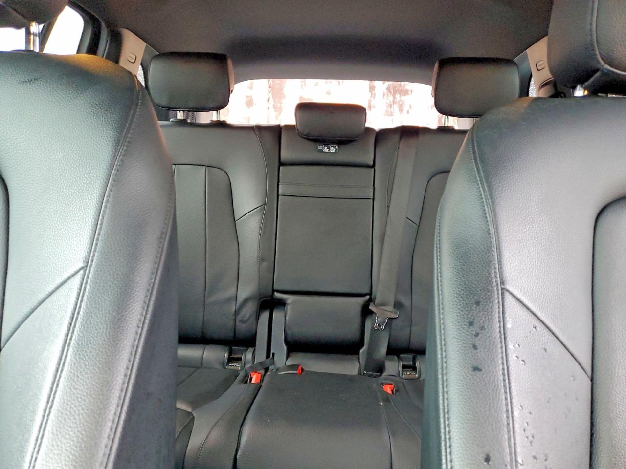 2021 MERCEDES-BENZ GLB 250 photo 10