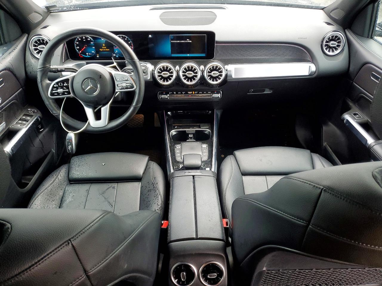 2021 MERCEDES-BENZ GLB 250 photo 8