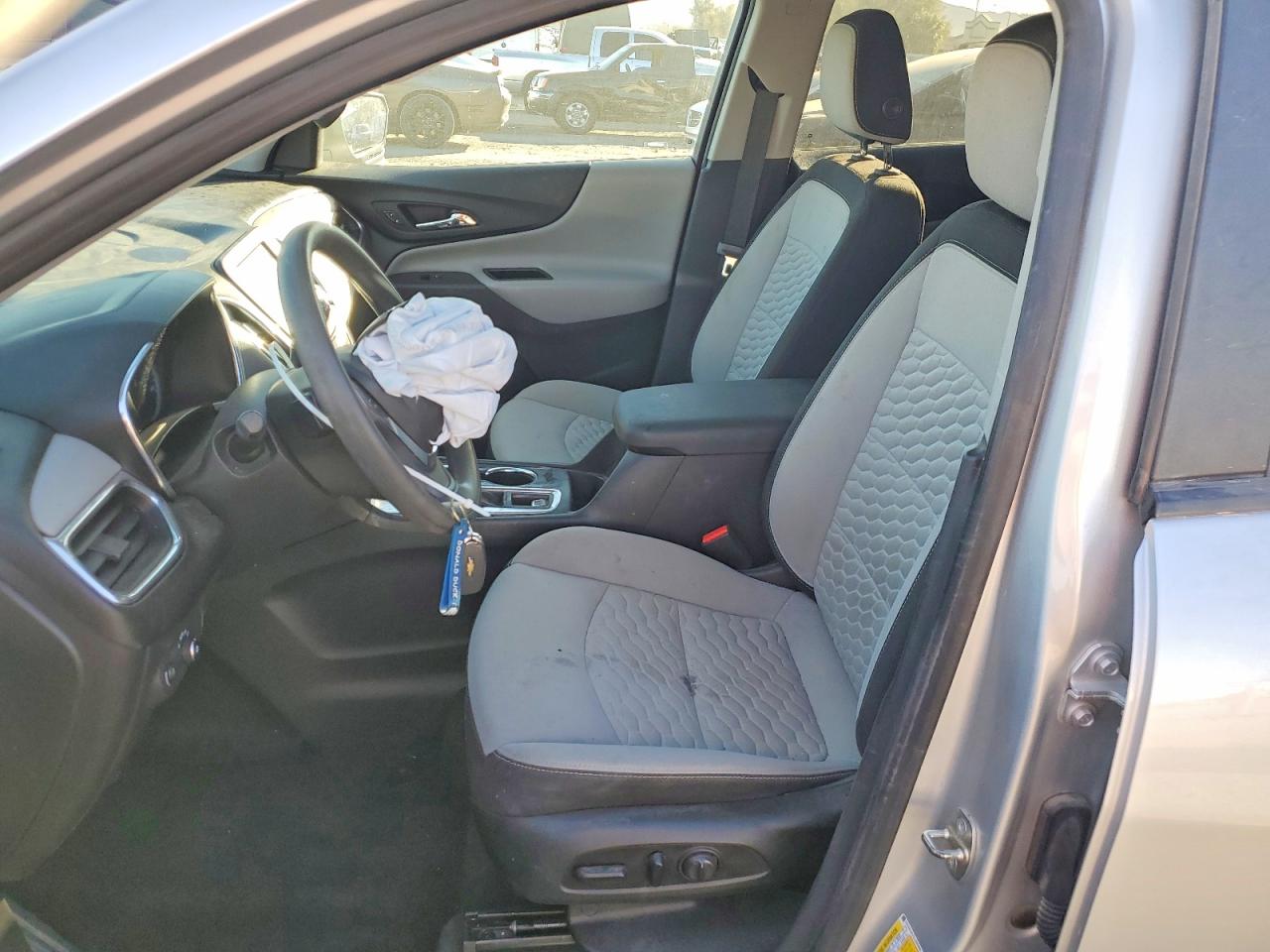 2020 CHEVROLET EQUINOX LS photo 19