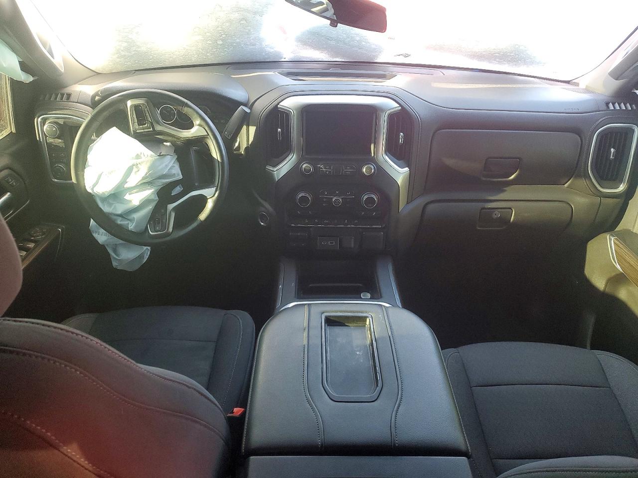 2019 CHEVROLET SILVERADO K1500 RST photo 22