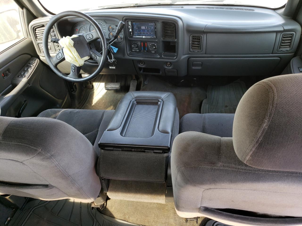2004 GMC NEW SIERRA K1500 photo 15