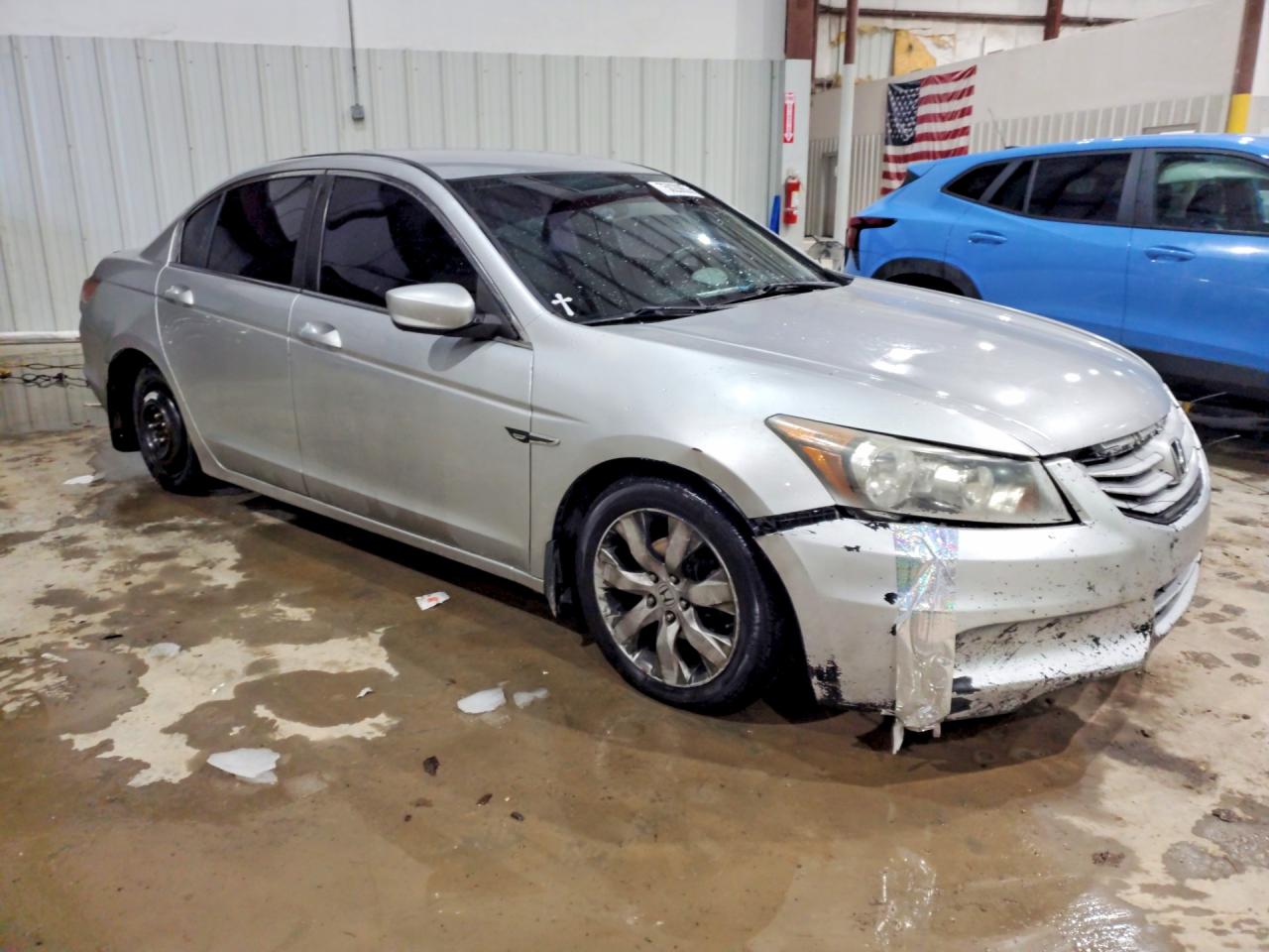 2011 HONDA ACCORD LX photo 4