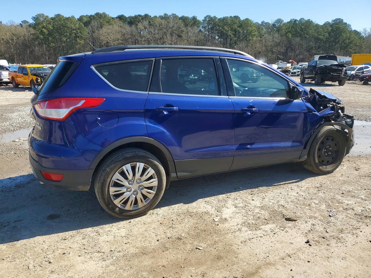 2016 FORD ESCAPE SE photo 3